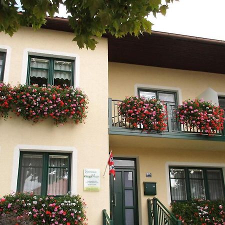 לינה וארוחת בוקר פודרסדורף אם סי Gastehaus Moser מראה חיצוני תמונה